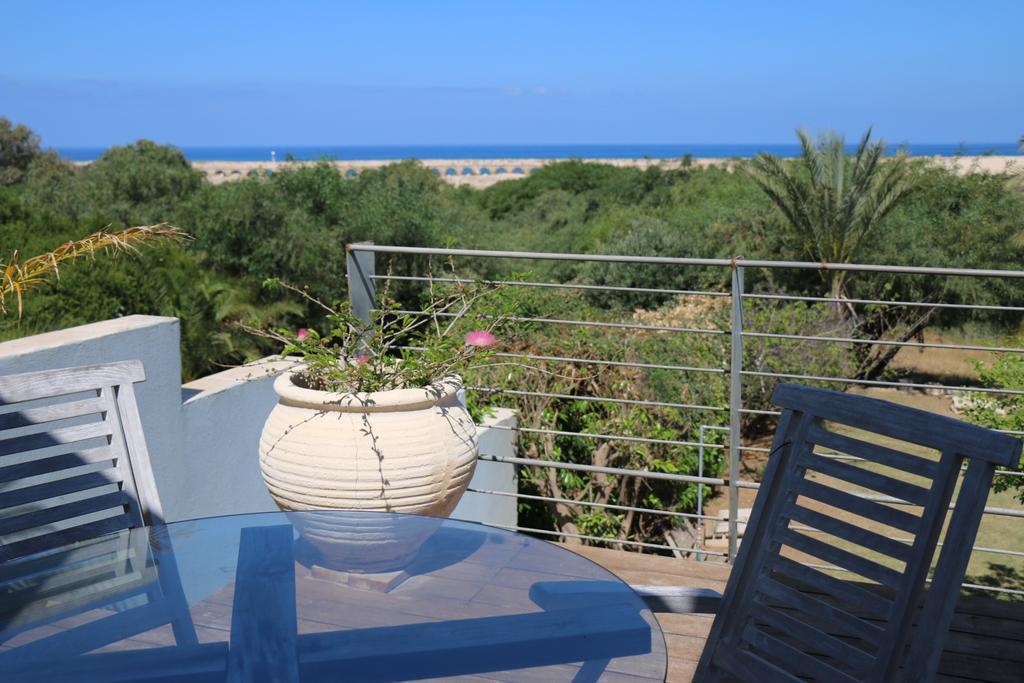 Beach Front House Caesarea Exterior photo